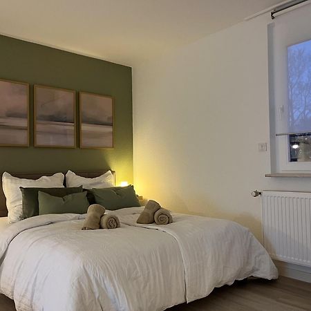 לודוויגסבורג Lubu Stay Central, Cozy, With Workspace And Parking מראה חיצוני תמונה