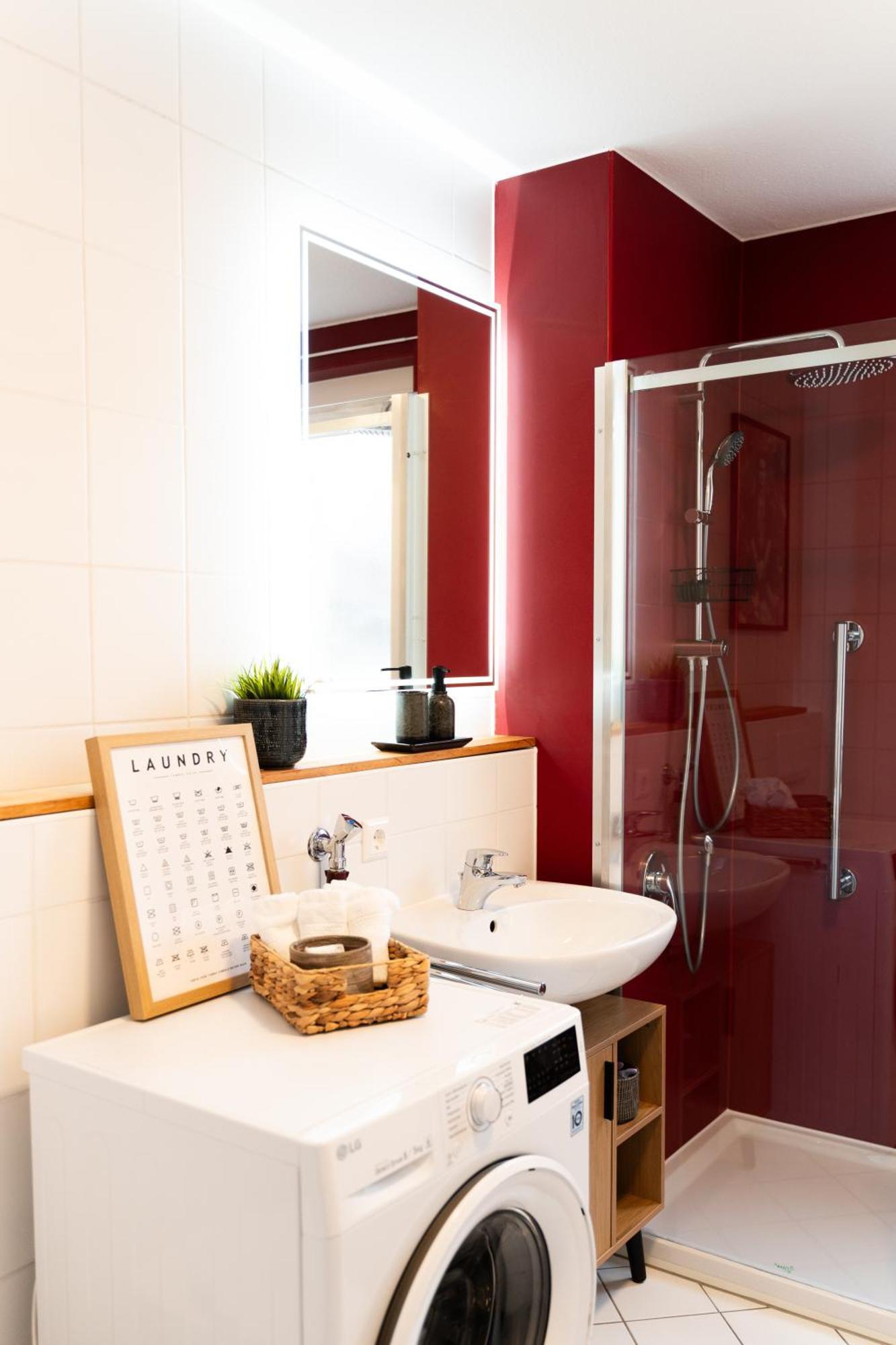לודוויגסבורג Lubu Stay Central, Cozy, With Workspace And Parking מראה חיצוני תמונה