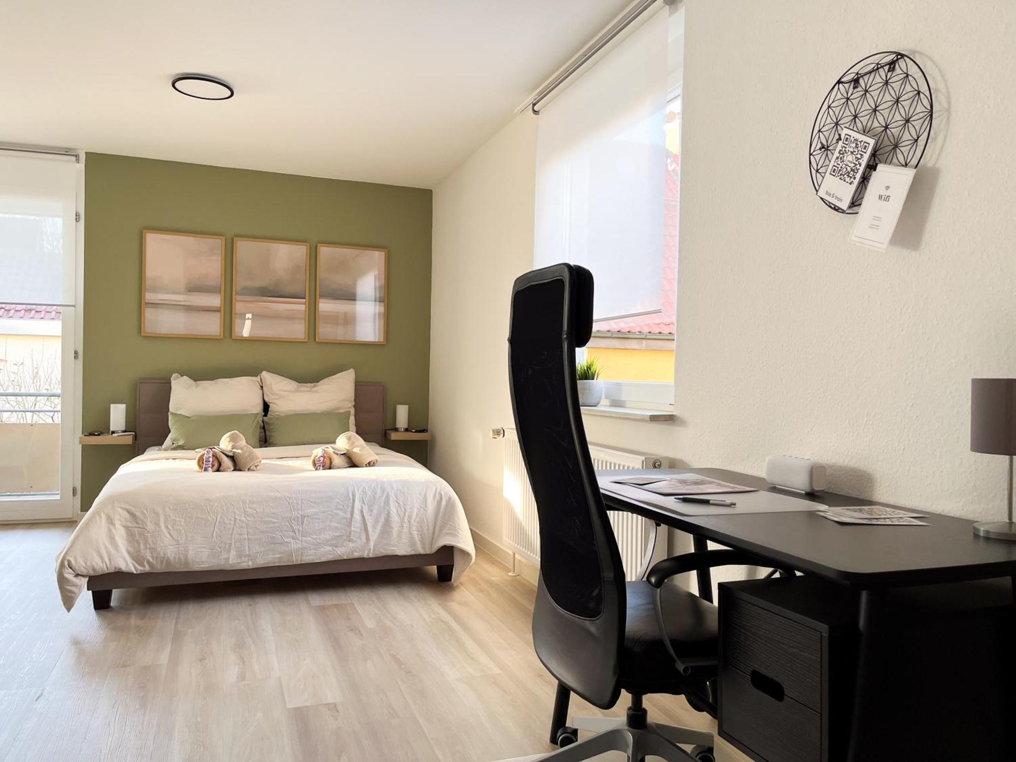 לודוויגסבורג Lubu Stay Central, Cozy, With Workspace And Parking מראה חיצוני תמונה
